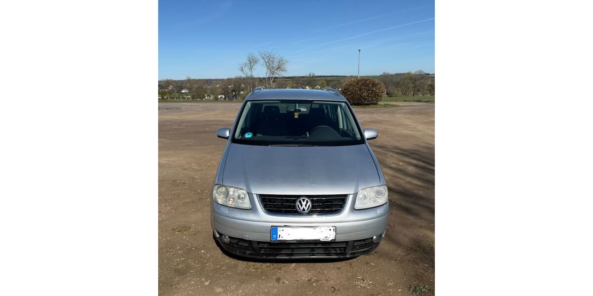 VW Touran 345.000 km 1.720 &euro; Schleiden-Harperscheid 53937