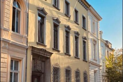 Wohnung Bonn Gronau - 15 Zimmer, 250 m&sup2;, 250&euro; | Angebot:24866613