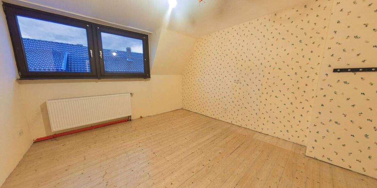 Reihenendhaus Bonn Lannesdorf - 9 Zimmer, 191 m&sup2;, 429.000&euro; | Angebot:25821891