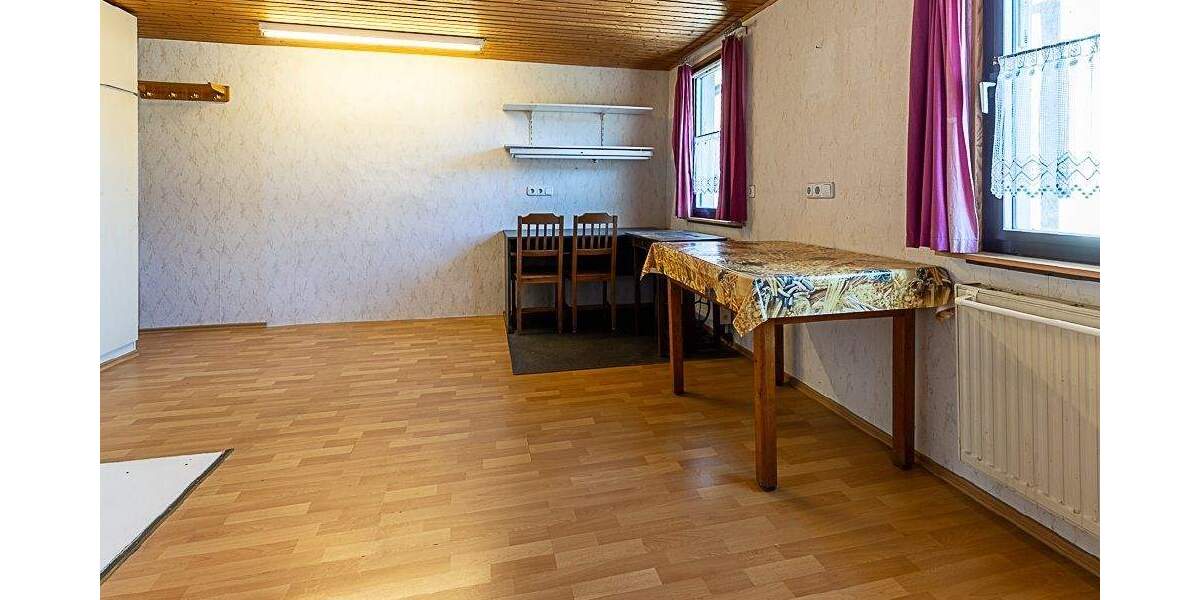 Einfamilienhaus Blankenheim-Blankenheimerdorf Blankenheimerdorf - 7 Zimmer, 172 m&sup2;, 209.000&euro; | Angebot:25739718