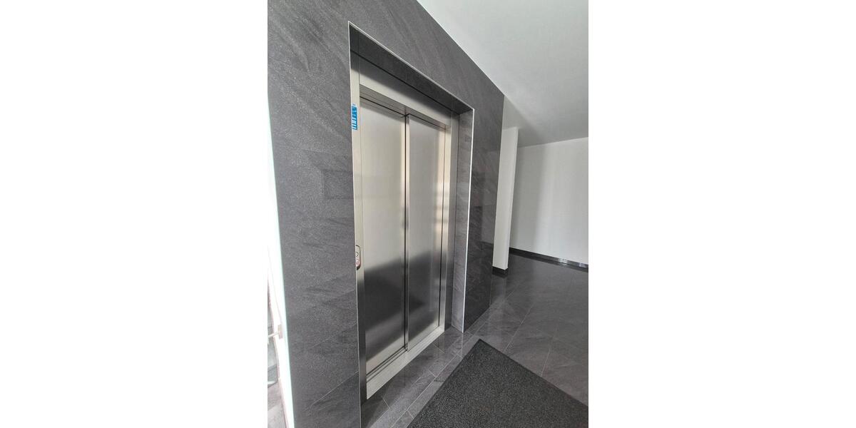 Dachgeschoßwohnung Düren - 3 Zimmer, 91 m&sup2;, 359.000&euro; | Angebot:25368998