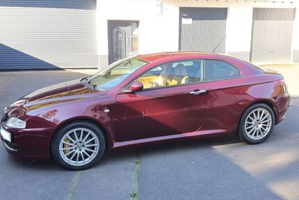 Alfa Romeo GT 321.500 km 12.900 &euro; Schleiden 53937