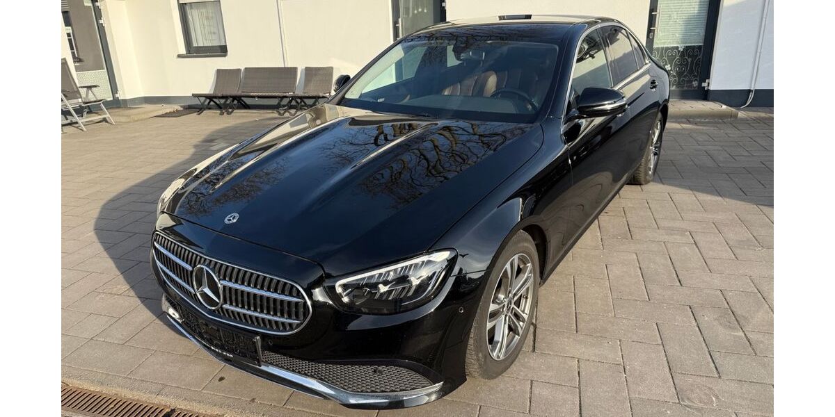 Mercedes-Benz E 300 148.101 km 27.980 &euro; Hürth bei Köln 50354