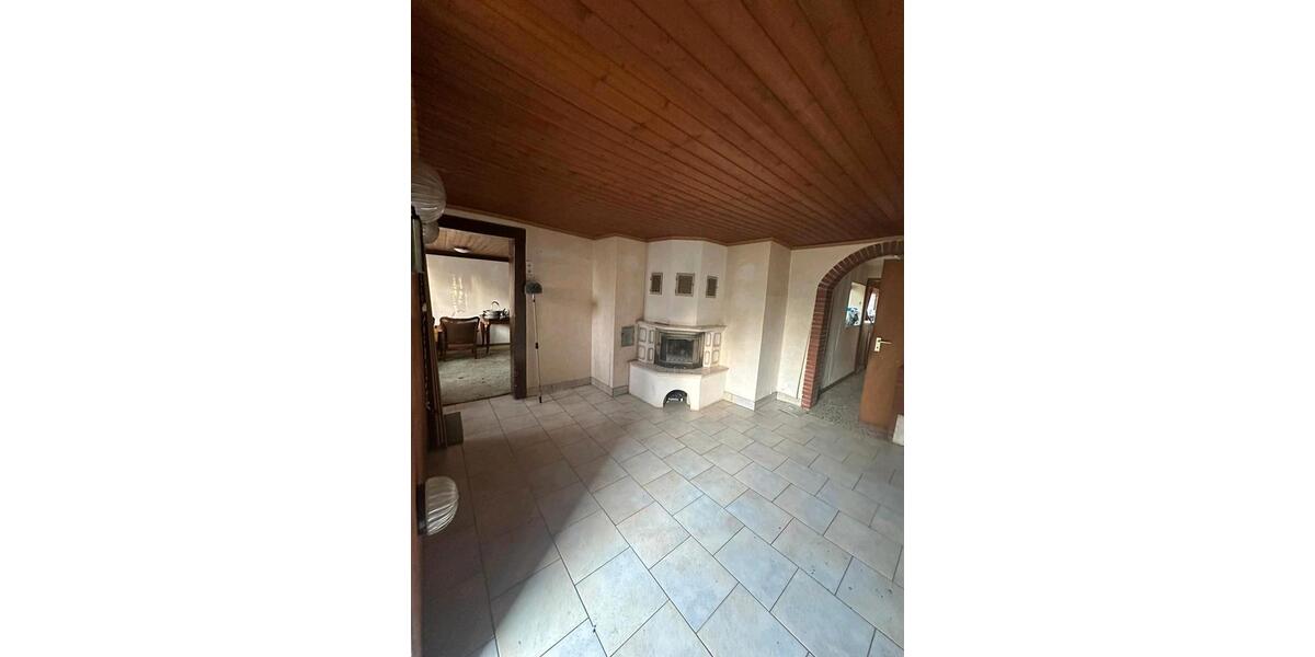 Einfamilienhaus Schuld - 5 Zimmer, 110 m&sup2;, 90.000&euro; | Angebot:25498011