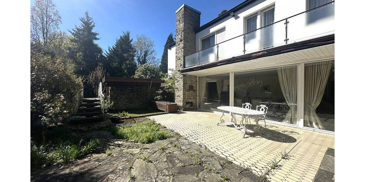 Einfamilienhaus Düren - 7 Zimmer, 265 m&sup2;, 849.000&euro; | Angebot:26435831
