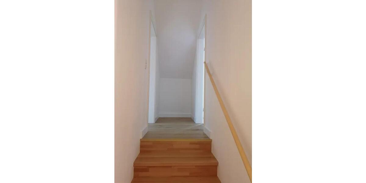 Einfamilienhaus Grafschaft - 7.5 Zimmer, 197 m&sup2;, 600.000&euro; | Angebot:25648968