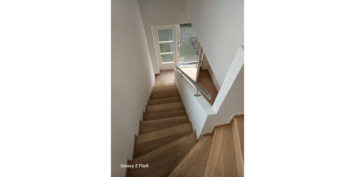 Maisonettenwohnung Bonn Hardtberg - 3.5 Zimmer, 125 m&sup2;, 1.700&euro; | Angebot:25943427