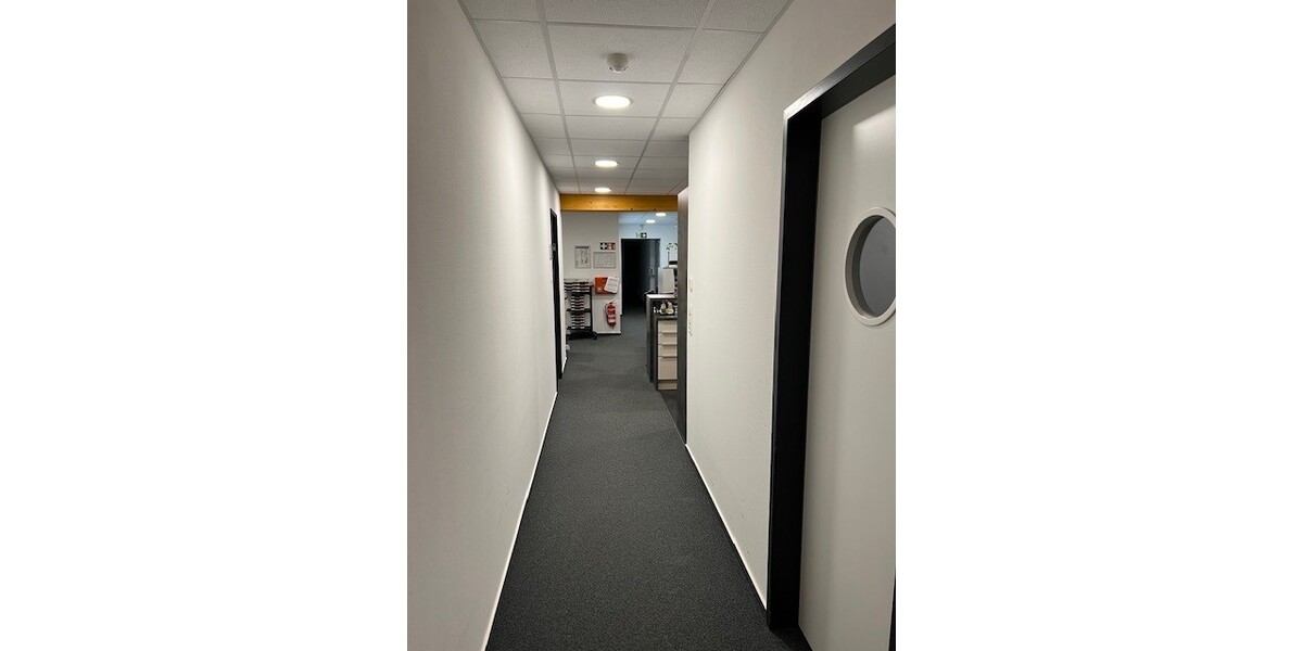 MÖBLIERTE Büroräume: Gepflegte Fläche in zentraler Lage ***PROVISIONSFREI*** - Gewerbeobjekt Königswinter | Angebot:16883088