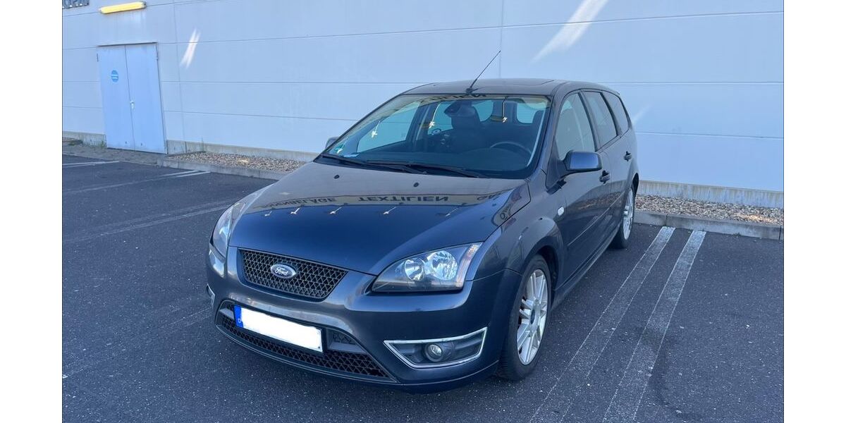 Ford Focus 244.800 km 1.900 &euro; Düren 52351