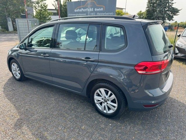 VW Touran 220.381 km 13.990 &euro; Erftstadt 50374