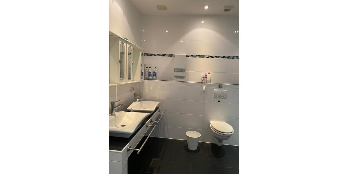 Gewerbeobjekt Niederkassel - 1.580&euro; | Angebot:16202966