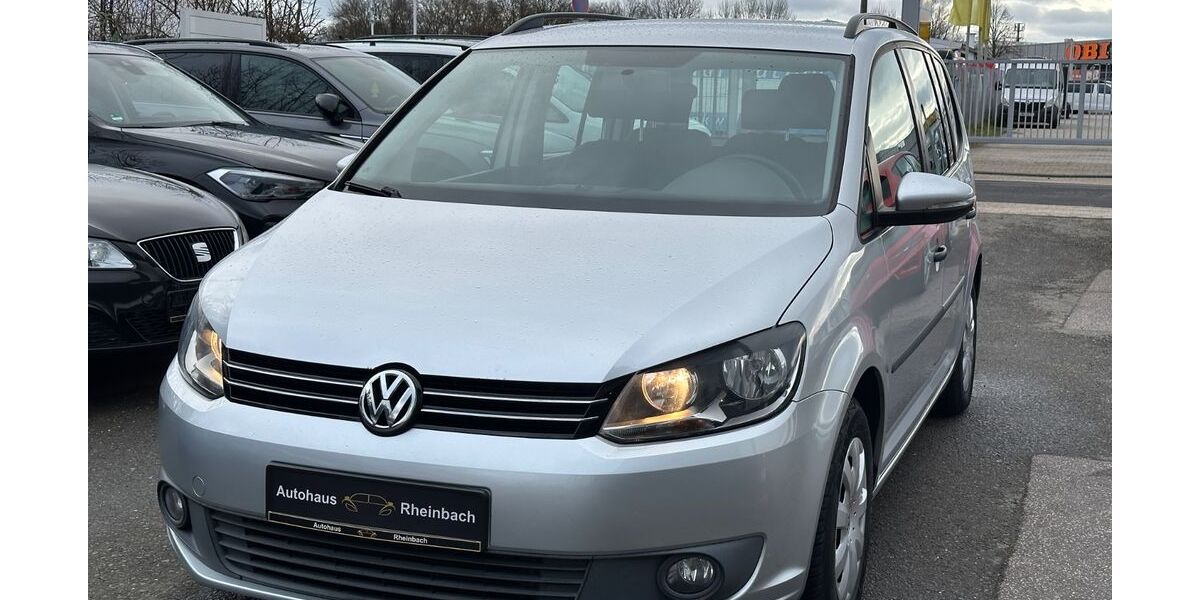 VW Touran 212.000 km 5.800 &euro; Rheinbach 53359