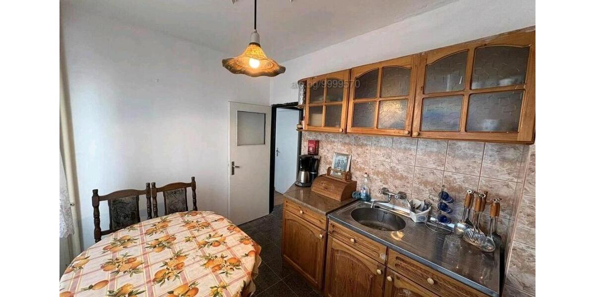 Etagenwohnung Königswinter - 3 Zimmer, 74 m&sup2;, 78.000&euro; | Angebot:24845024