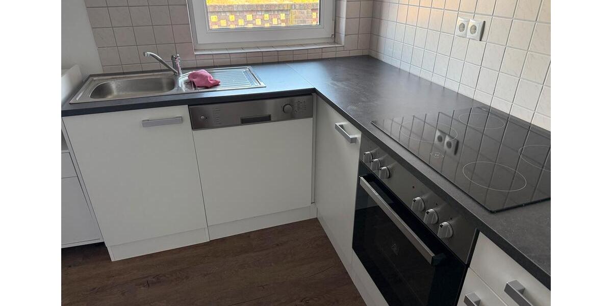 Dachgeschoßwohnung Bonn Hardtberg - 3 Zimmer, 105 m&sup2;, 1.000&euro; | Angebot:26048891