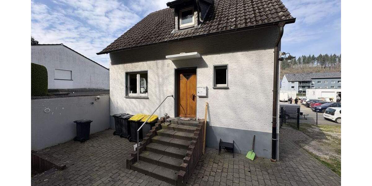 Einfamilienhaus Schleiden - 5 Zimmer, 87 m&sup2;, 189.000&euro; | Angebot:25909002