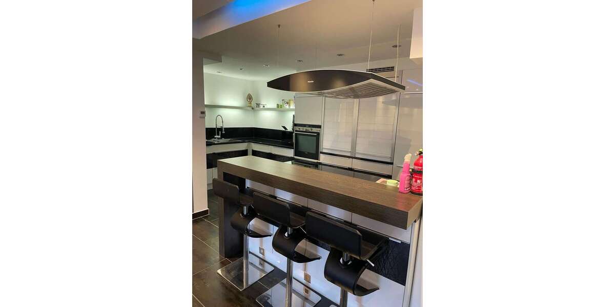 Moderne 4-Zimmer-Eigentumswohnung in zentraler Lage - 4- Erftstadt | Angebot:25232852