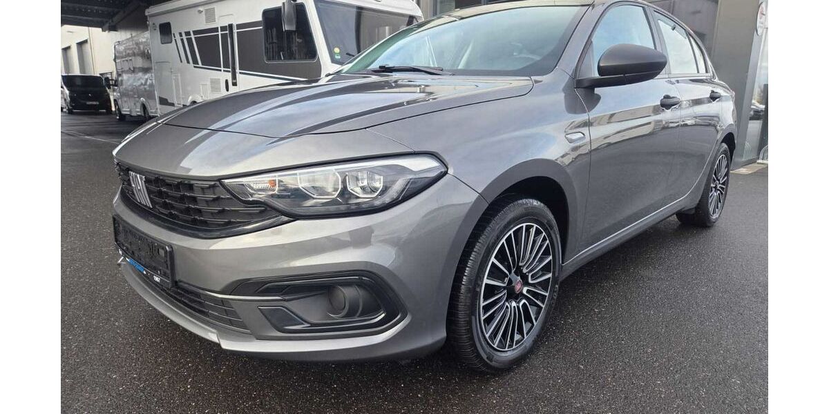 Fiat Tipo 45.881 km 13.680 &euro; Düren 52351