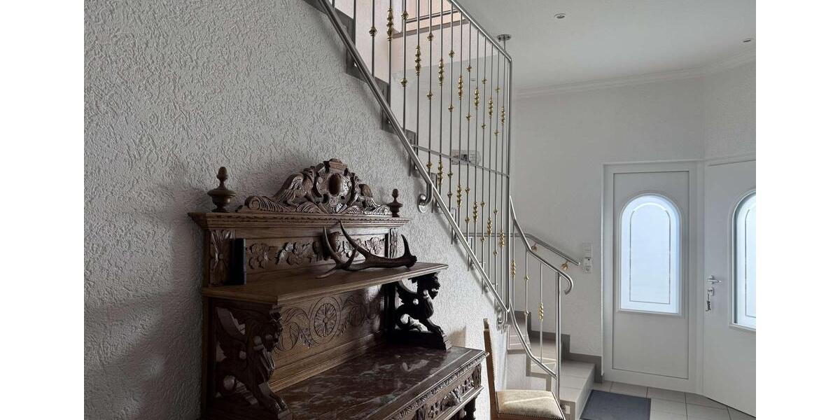 Etagenwohnung Schleiden - 5 Zimmer, 130 m&sup2;, 950&euro; | Angebot:25720418