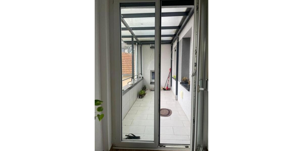 Etagenwohnung Bonn Hardtberg - 4 Zimmer, 100 m&sup2;, 950&euro; | Angebot:25932372