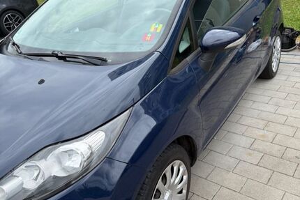 Ford Fiesta 116.984 km 5.500 &euro; Königswinter 53639