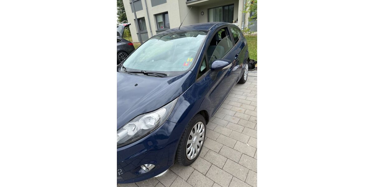 Ford Fiesta 116.984 km 5.500 &euro; Königswinter 53639