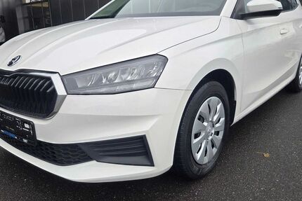 Skoda Fabia 61.500 km 11.990 &euro; Düren 52351