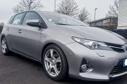 Toyota Auris 187.000 km 10.850 &euro; Euskirchen 53881