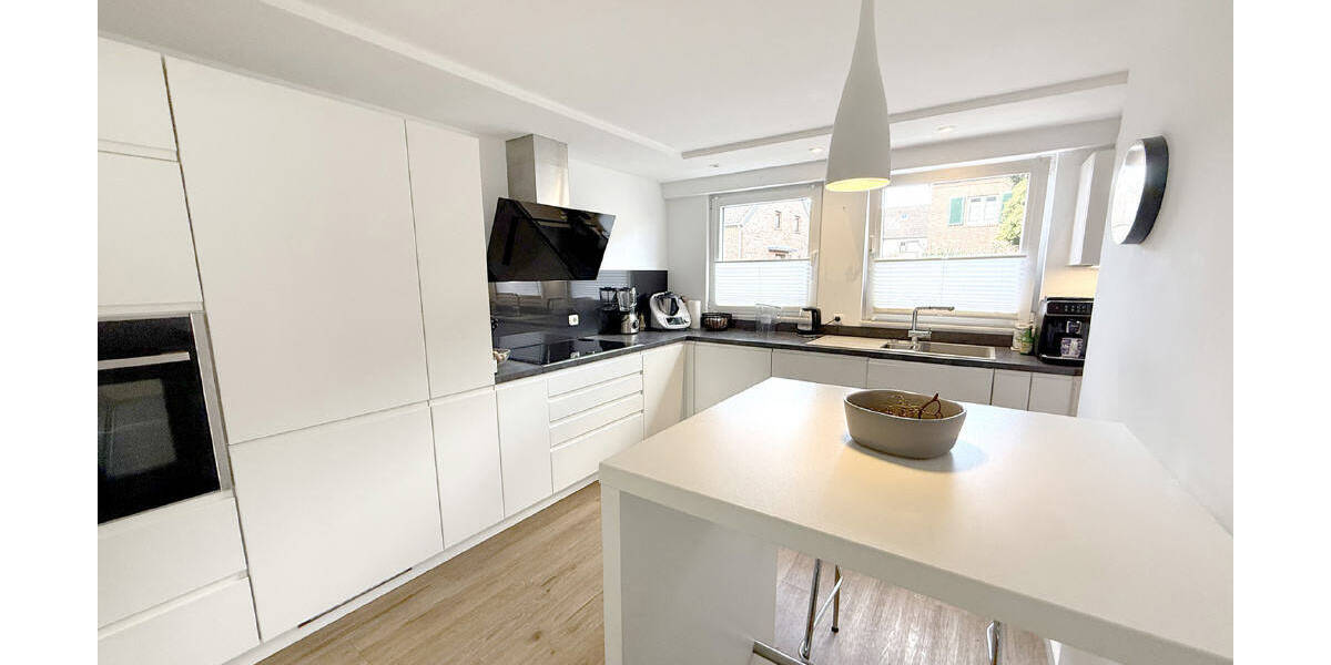 Reihenmittelhaus Frechen Grube Carl - 5 Zimmer, 154 m&sup2;, 2.650&euro; | Angebot:26066092