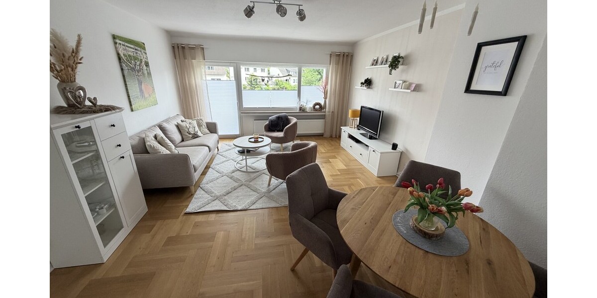 Moderne 4-Zimmer-Dachgeschosswohnung mit 2 Balkonen - Dachgeschoßwohnung Königswinter | Angebot:26765096