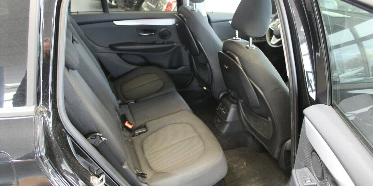 BMW 218 218d Gran Tourer Advantage 55.005 km 21.980 &euro; Euskirchen 53881