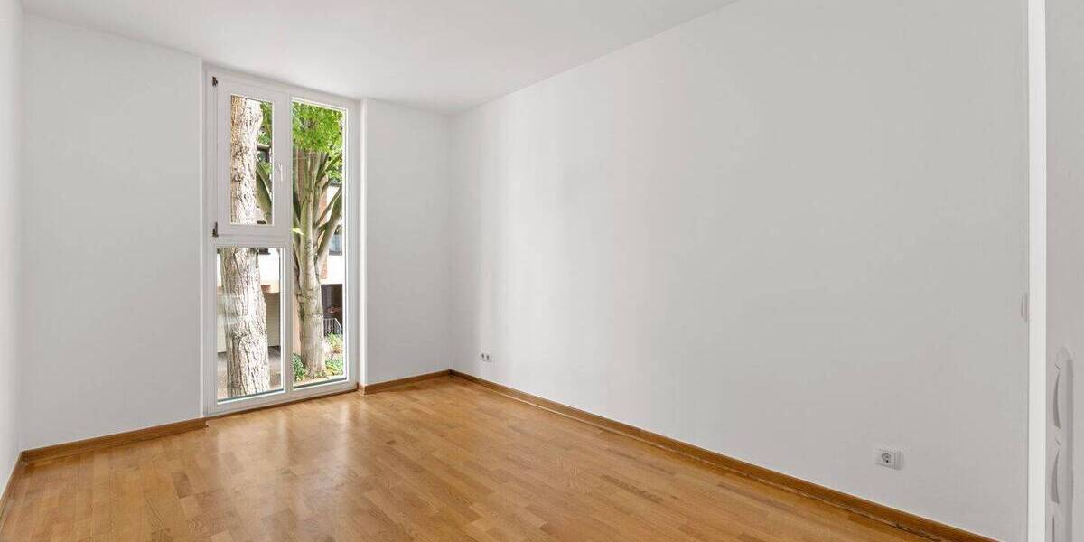 Etagenwohnung Bonn Beuel - 3 Zimmer, 100 m&sup2;, 429.000&euro; | Angebot:26107074