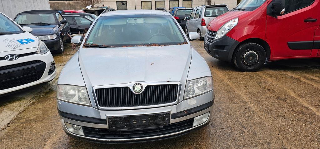 Skoda Octavia 380.000 km 1.100 &euro; Bonn 53227