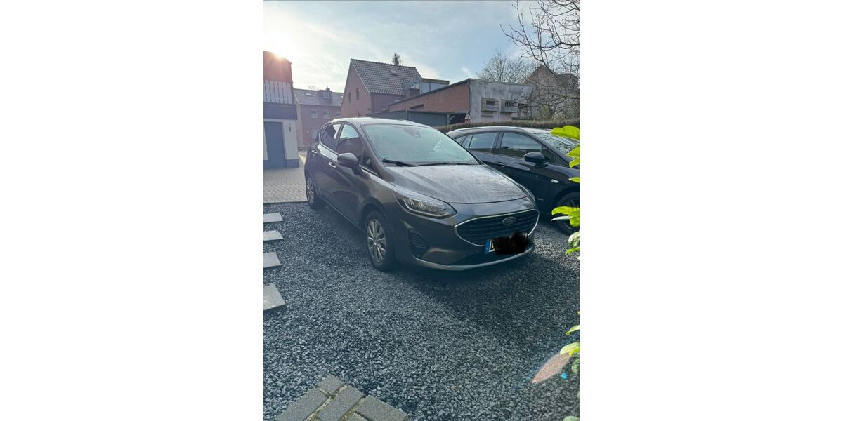 Ford Fiesta 21.000 km 17.699 &euro; Hürtgenwald 52393