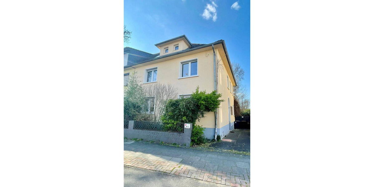 Einfamilienhaus Hürth Hermülheim - 8 Zimmer, 199 m&sup2;, 670.000&euro; | Angebot:25927377