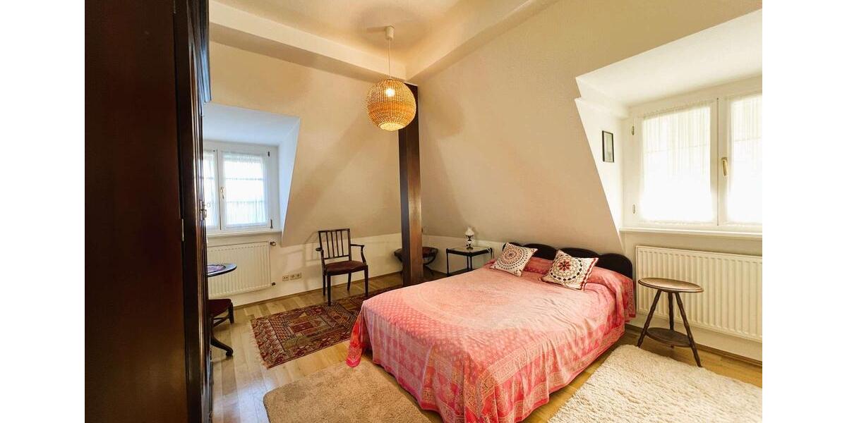 Dachgeschoßwohnung Bonn Gronau - 2 Zimmer, 65 m&sup2;, 1.200&euro; | Angebot:23871825