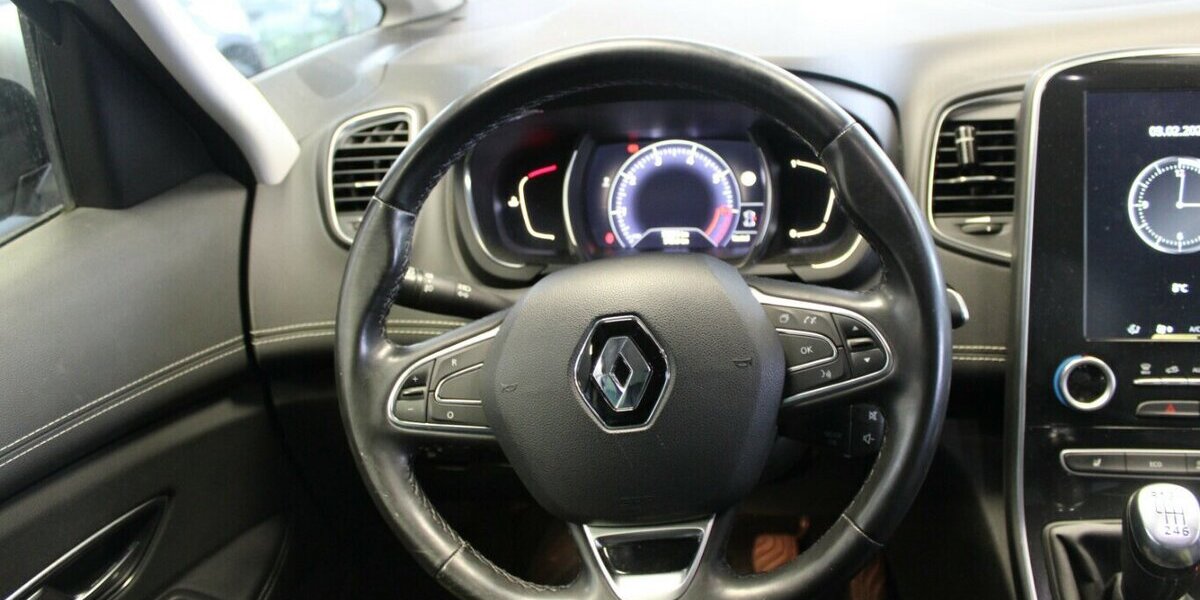 Renault Scenic ENERGY TCe 130 BOSE EDITION 52.334 km 12.980 &euro; Euskirchen 53881