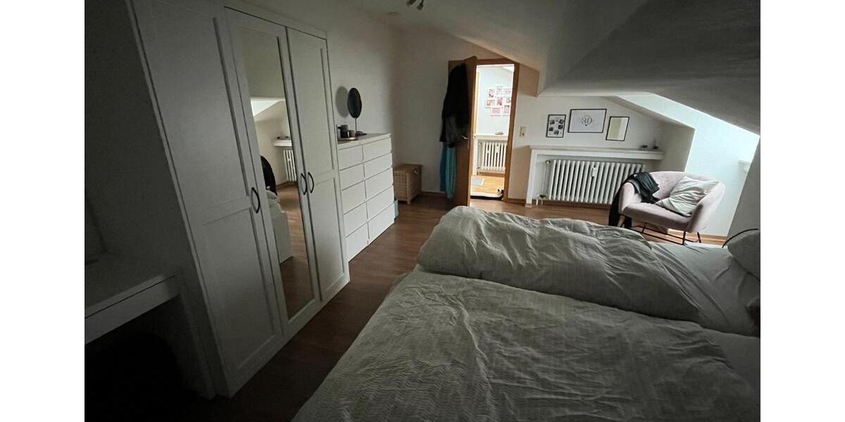 Dachgeschoßwohnung Mechernich - 2 Zimmer, 65 m&sup2;, 420&euro; | Angebot:25824125