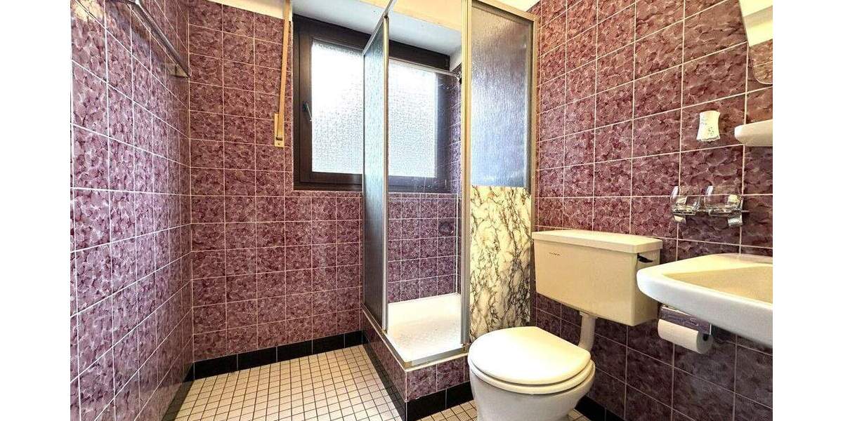 Mehrfamilienhaus, Wohnhaus Königswinter - 1 Zimmer, 356 m&sup2;, 899.000&euro; | Angebot:25697247