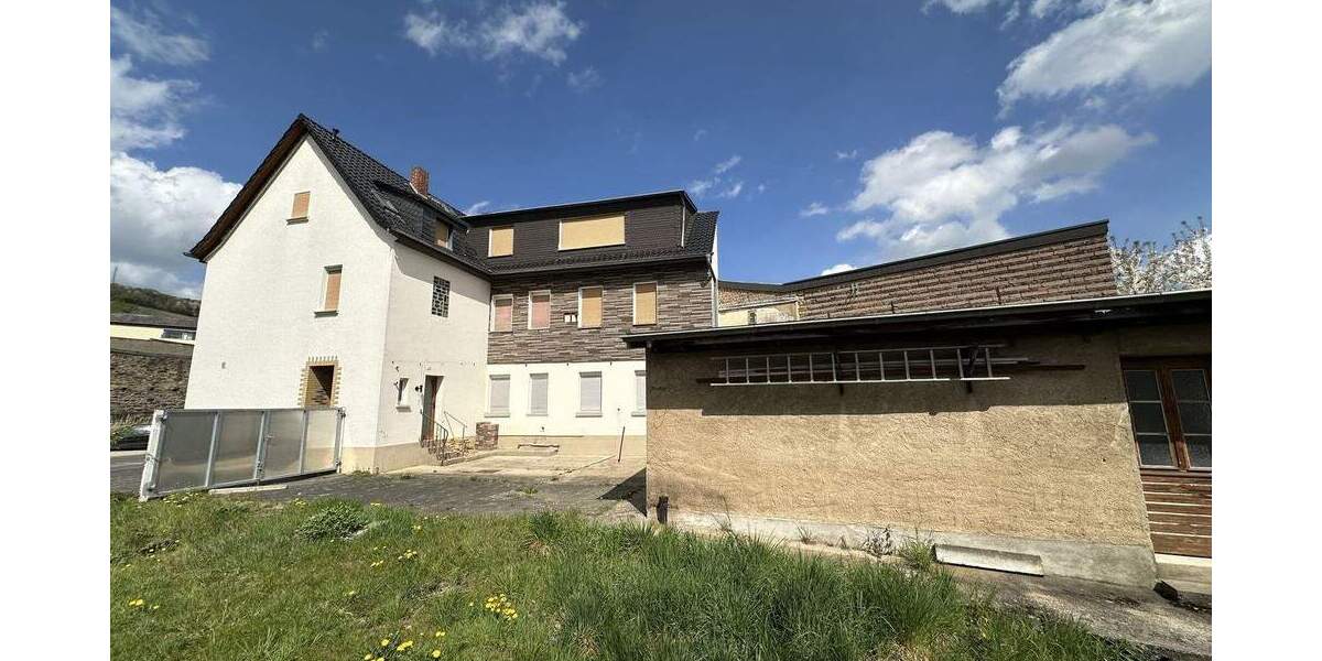 Einfamilienhaus Bad Neuenahr-Ahrweiler / Ahrweiler Ahrweiler - 8 Zimmer, 200 m&sup2;, 345.000&euro; | Angebot:25775788