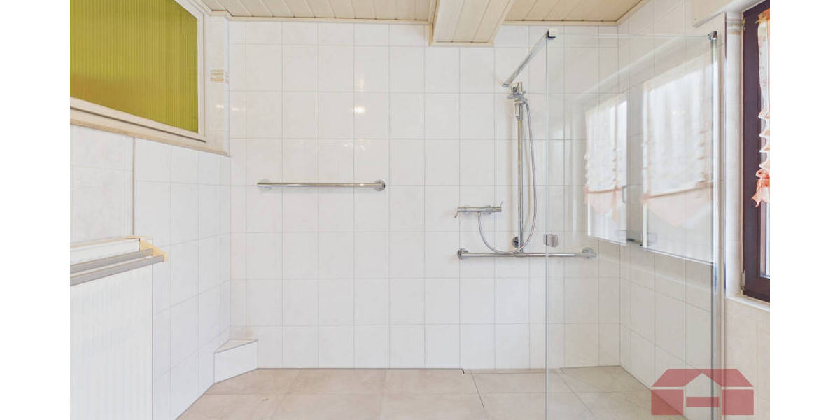 Reihenmittelhaus Zülpich / Ülpenich Ülpenich - 5 Zimmer, 118 m&sup2;, 225.000&euro; | Angebot:25984951