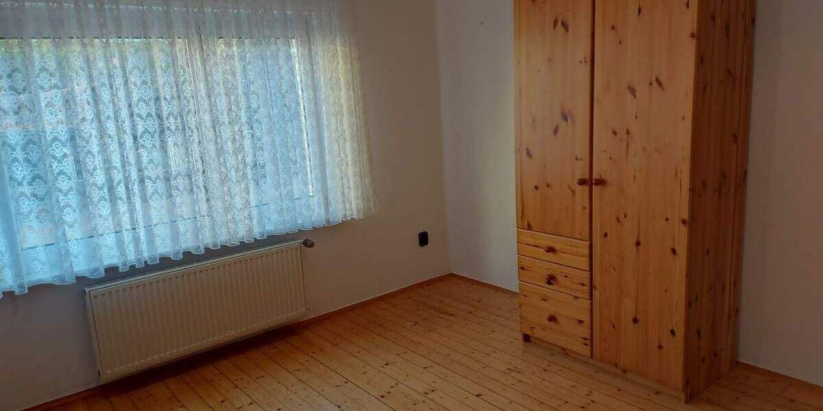 Doppelhaushälfte Bornheim - 7 Zimmer, 162 m&sup2;, 358.000&euro; | Angebot:26107543