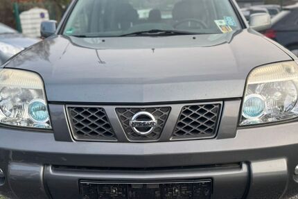 Nissan X-Trail 220.000 km 2.199 &euro; Mechernich 53894