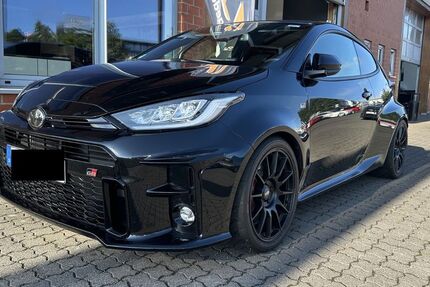 Toyota Yaris 12.000 km 59.000 &euro; Bonn 53229