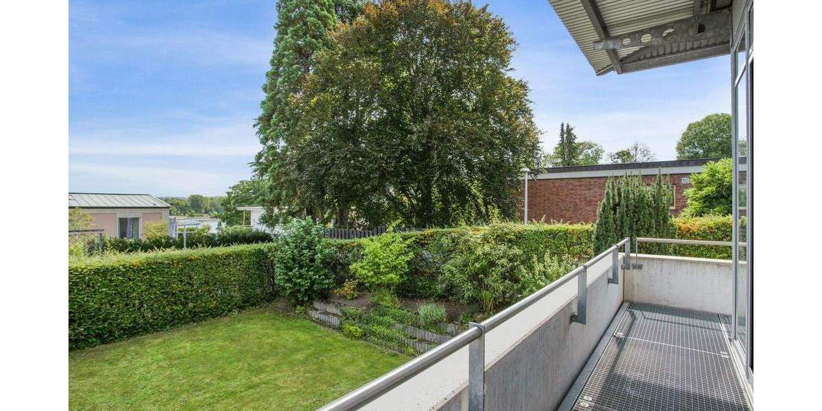 Doppelhaushälfte Bonn Zentrum - 4 Zimmer, 173 m&sup2;, 1.180.000&euro; | Angebot:25836126