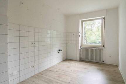 Wohnung Köln Neuehrenfeld - 2 Zimmer, 55 m&sup2;, 249.000&euro; | Angebot:25987402