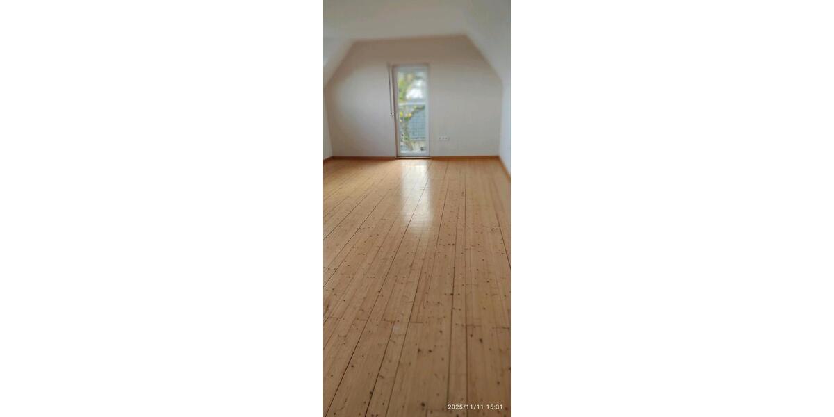 Doppelhaushälfte Hönningen - 7 Zimmer, 135 m&sup2;, 950&euro; | Angebot:25394434