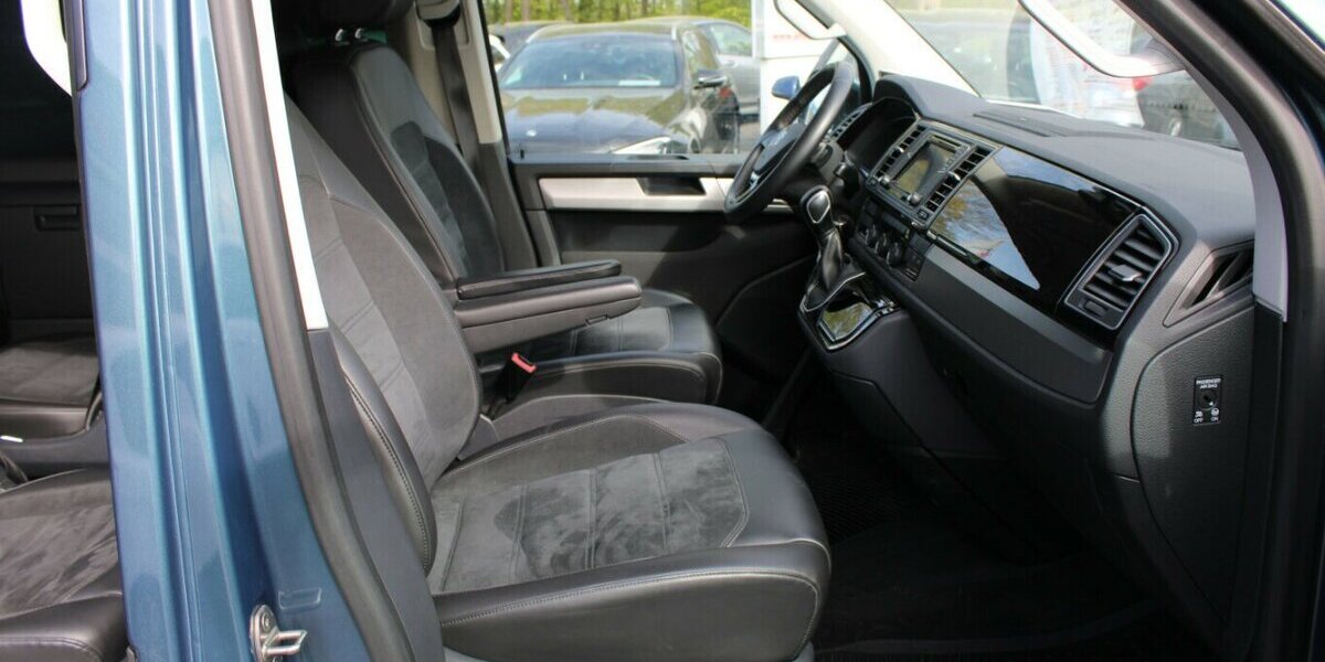 VW T6 Multivan DSG Kurz 4Motion Generation Six 112.200 km 32.980 &euro; Euskirchen 53881