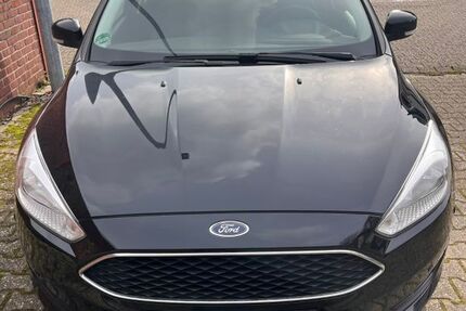 Ford Focus 118.000 km 7.800 &euro; Kreuzau 52372