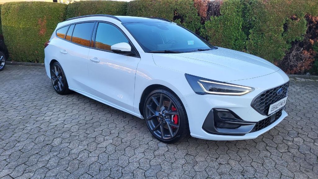 Ford Focus 16.054 km 35.800 &euro; Bad Neuenahr 53474
