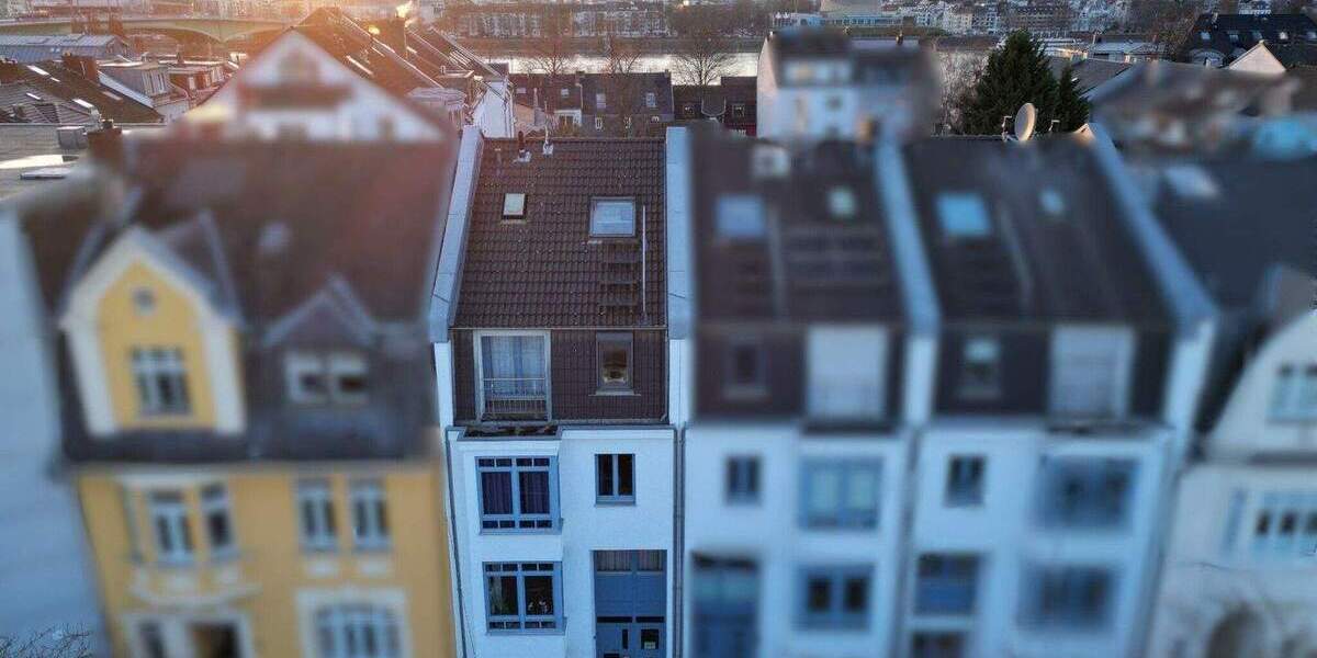 Einfamilienhaus Bonn Beuel - 8 Zimmer, 243 m&sup2;, 948.000&euro; | Angebot:25877346